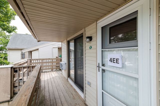 800 Bearses Way 4EE, Barnstable, MA 02601