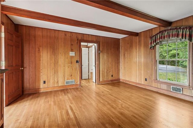 1441 Beaumont NW Drive, Kennesaw, GA 30152