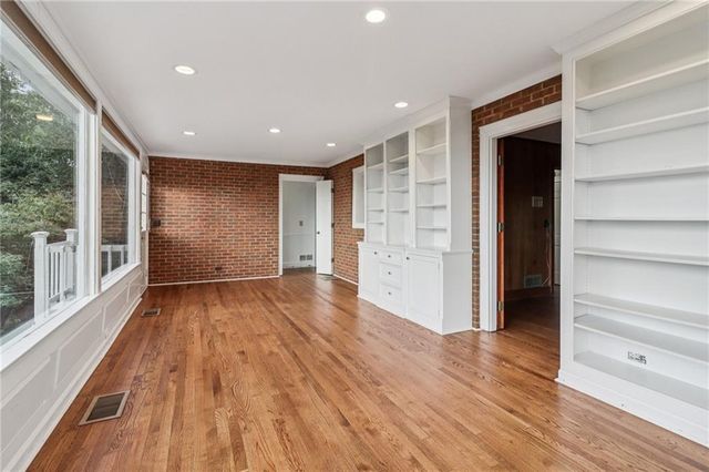 1441 Beaumont NW Drive, Kennesaw, GA 30152