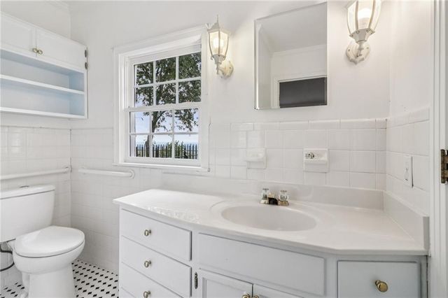 1441 Beaumont NW Drive, Kennesaw, GA 30152