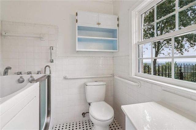 1441 Beaumont NW Drive, Kennesaw, GA 30152