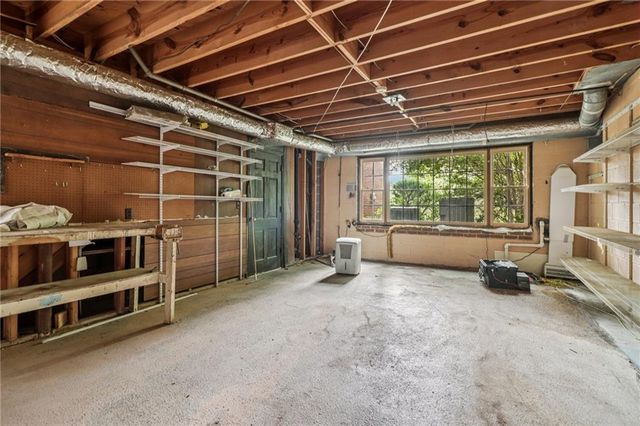 1441 Beaumont NW Drive, Kennesaw, GA 30152