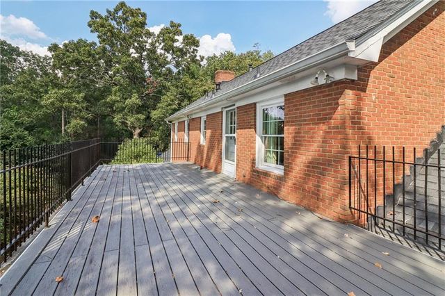 1441 Beaumont NW Drive, Kennesaw, GA 30152