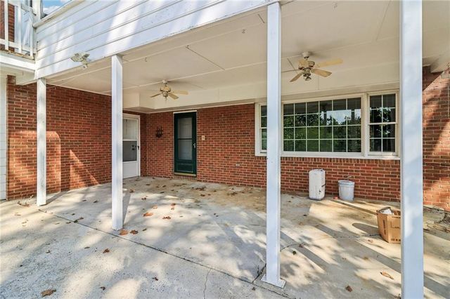 1441 Beaumont NW Drive, Kennesaw, GA 30152