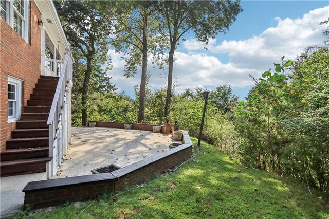 1441 Beaumont NW Drive, Kennesaw, GA 30152