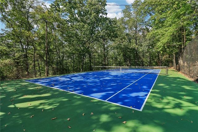 1441 Beaumont NW Drive, Kennesaw, GA 30152