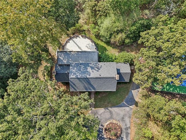 1441 Beaumont NW Drive, Kennesaw, GA 30152