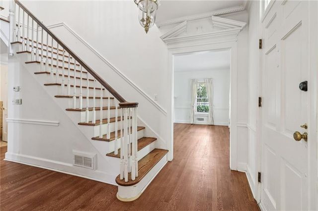 1441 Beaumont NW Drive, Kennesaw, GA 30152