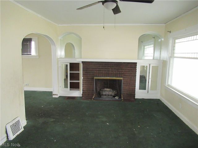 12704 Christine Avenue, Garfield Heights, OH 44105