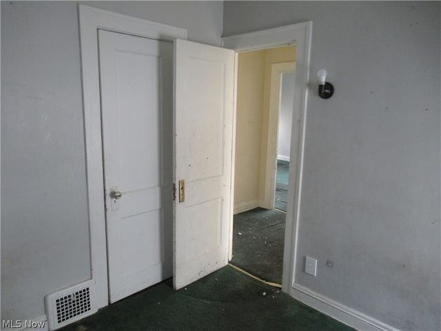 12704 Christine Avenue, Garfield Heights, OH 44105