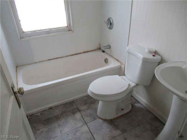 12704 Christine Avenue, Garfield Heights, OH 44105