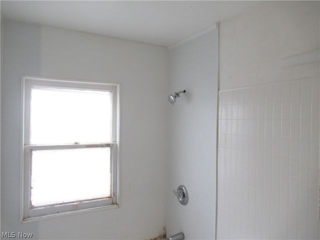 12704 Christine Avenue, Garfield Heights, OH 44105