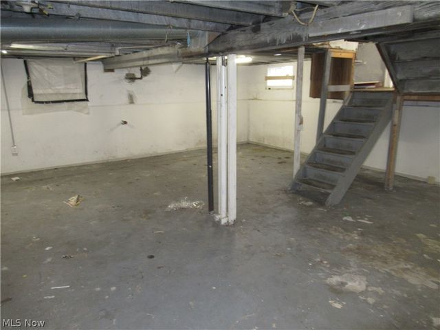 12704 Christine Avenue, Garfield Heights, OH 44105