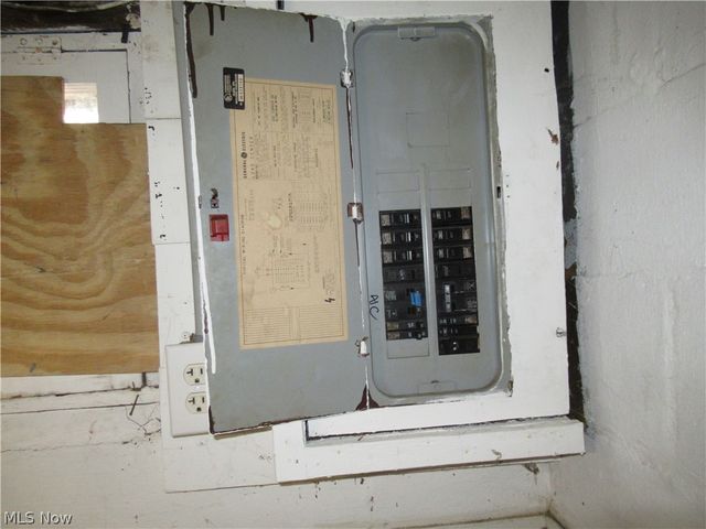 12704 Christine Avenue, Garfield Heights, OH 44105