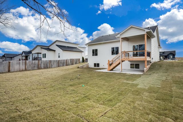 10512 W Graber Cir., Wichita, KS 67215