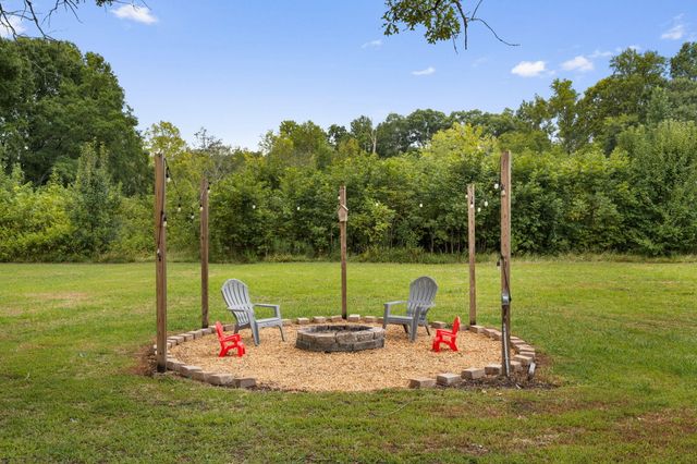 1728 Beaverdale Road NE, Dalton, GA 30721