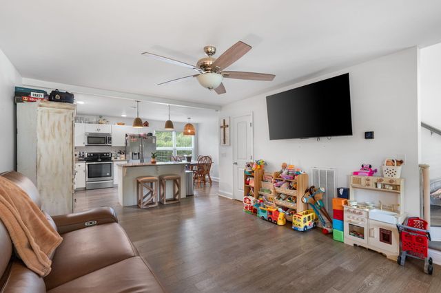 1728 Beaverdale Road NE, Dalton, GA 30721