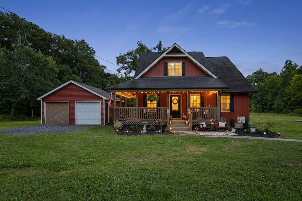 1728 Beaverdale Road NE, Dalton, GA 30721