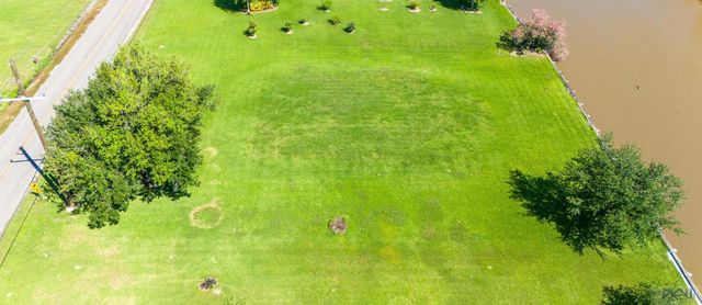 115 Lower Country Drive, Bourg, LA 70343