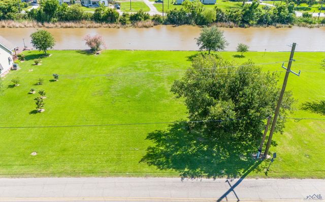 115 Lower Country Drive, Bourg, LA 70343