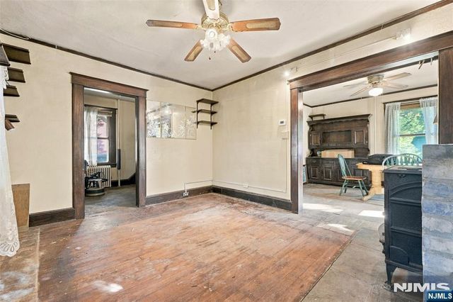 29 Valhalla Road, Montville Township, NJ 07045