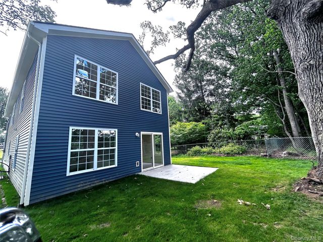 7 Highview Avenue, Stony Point, NY 10980