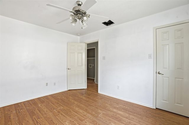 9815 Wedgeford Court, Houston, TX 77044