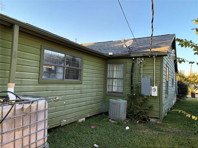 5404 Starling Street, Houston, TX 77017