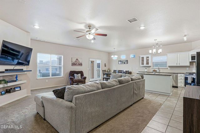 7120 FALLING LEAF Circle, El Paso, TX 79934