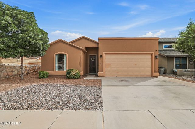 7120 FALLING LEAF Circle, El Paso, TX 79934