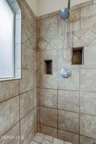 7120 FALLING LEAF Circle, El Paso, TX 79934