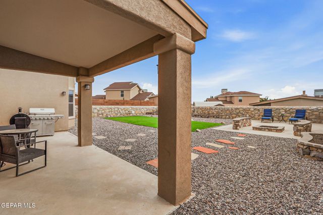 7120 FALLING LEAF Circle, El Paso, TX 79934