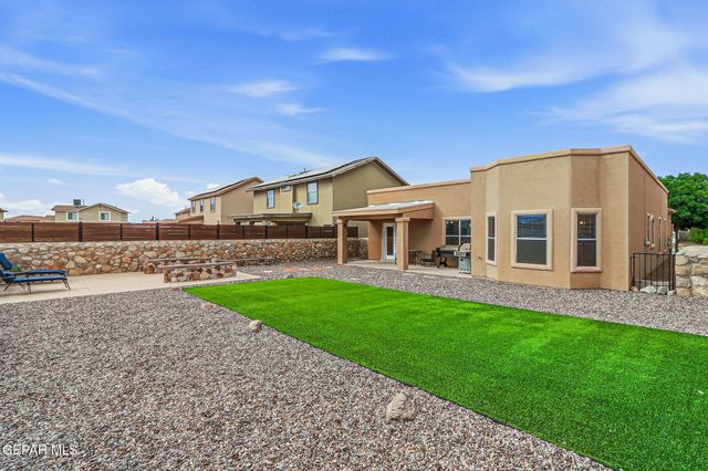 7120 FALLING LEAF Circle, El Paso, TX 79934