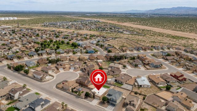 7120 FALLING LEAF Circle, El Paso, TX 79934