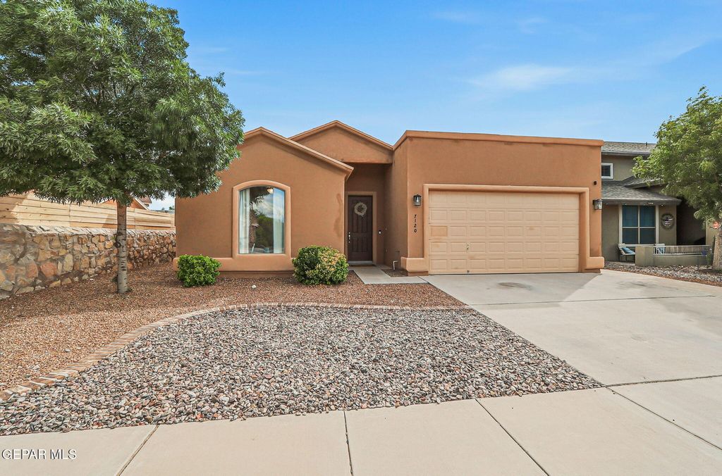 7120 FALLING LEAF Circle, El Paso, TX 79934
