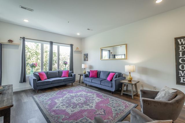 1445 Fagan Street 309, Chattanooga, TN 37408