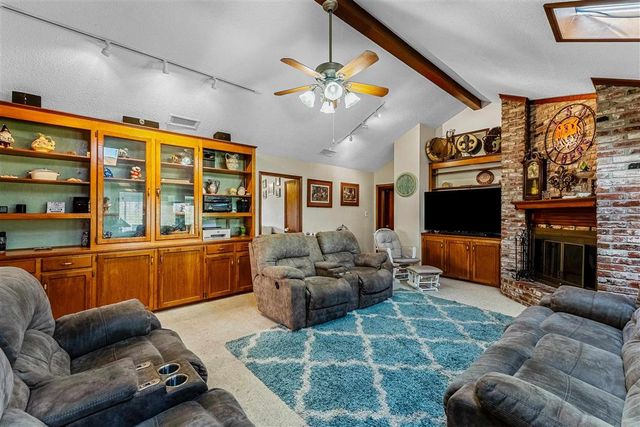 404 E Krause Street, Westlake, LA 70669