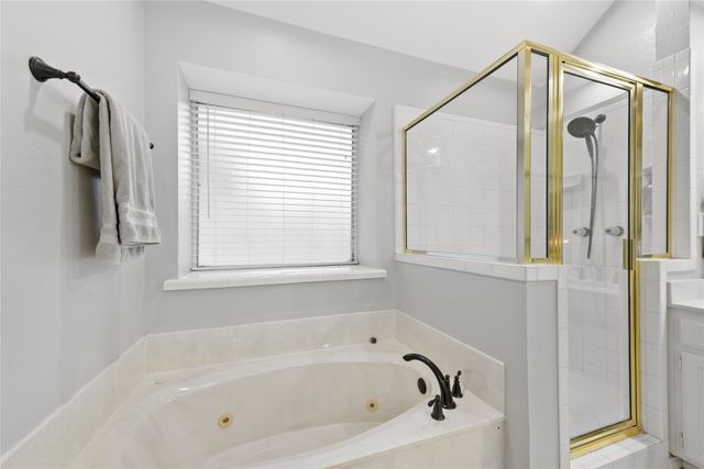 1010 Westgate Drive, Farmersville, TX 75442