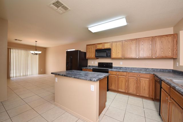 8843 E Pampa Avenue, Mesa, AZ 85212