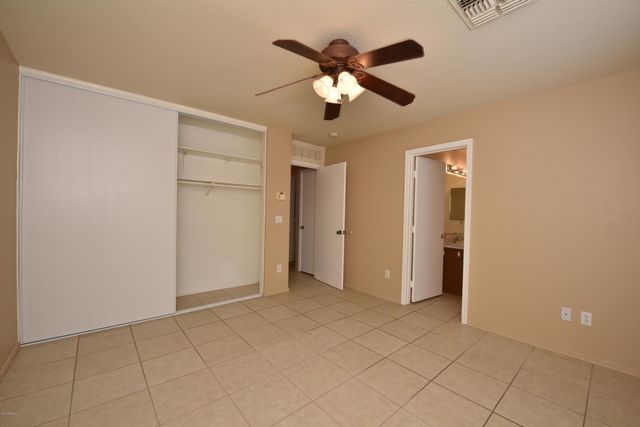 8843 E Pampa Avenue, Mesa, AZ 85212