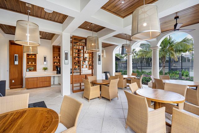 16131 Villa Vizcaya Place, Delray Beach, FL 33446