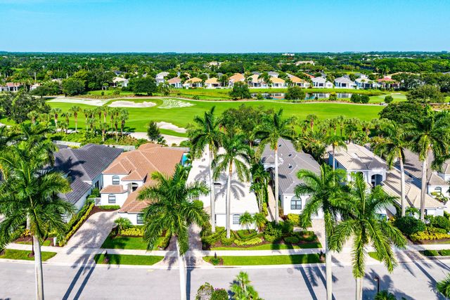 16131 Villa Vizcaya Place, Delray Beach, FL 33446