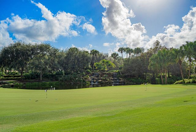16131 Villa Vizcaya Place, Delray Beach, FL 33446
