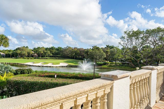 16131 Villa Vizcaya Place, Delray Beach, FL 33446