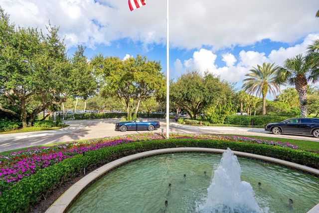 16131 Villa Vizcaya Place, Delray Beach, FL 33446