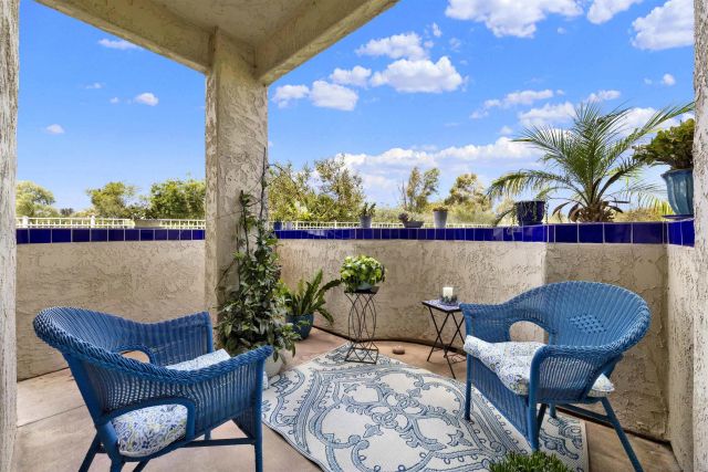 12122 Royal Birkdale Row 103, San Diego, CA 92128
