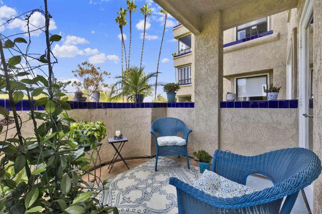 12122 Royal Birkdale Row 103, San Diego, CA 92128