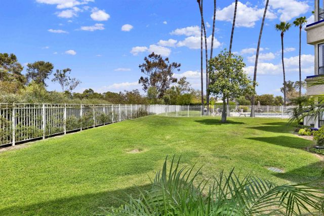 12122 Royal Birkdale Row 103, San Diego, CA 92128