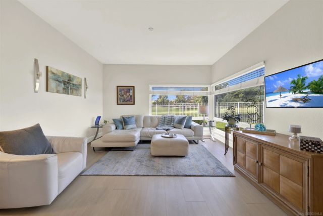 12122 Royal Birkdale Row 103, San Diego, CA 92128