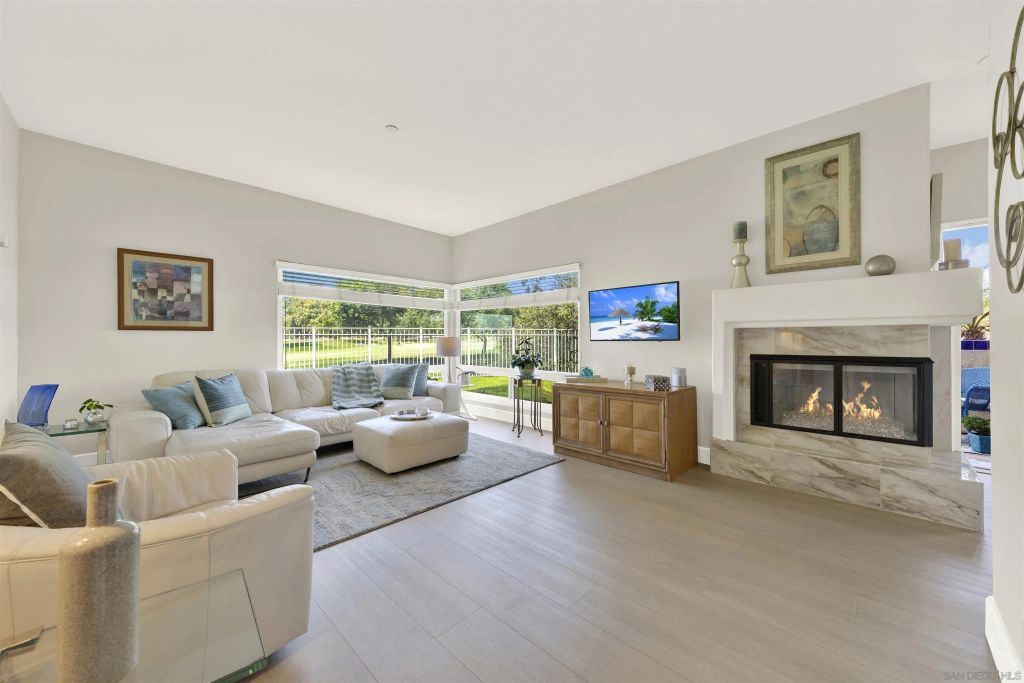 12122 Royal Birkdale Row 103, San Diego, CA 92128